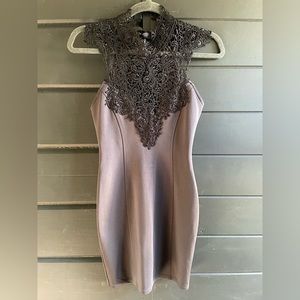 Beautiful Lace BodyCon Dress. Size Small